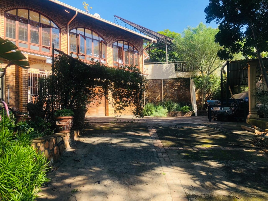 5 Bedroom Property for Sale in Protea Park North West